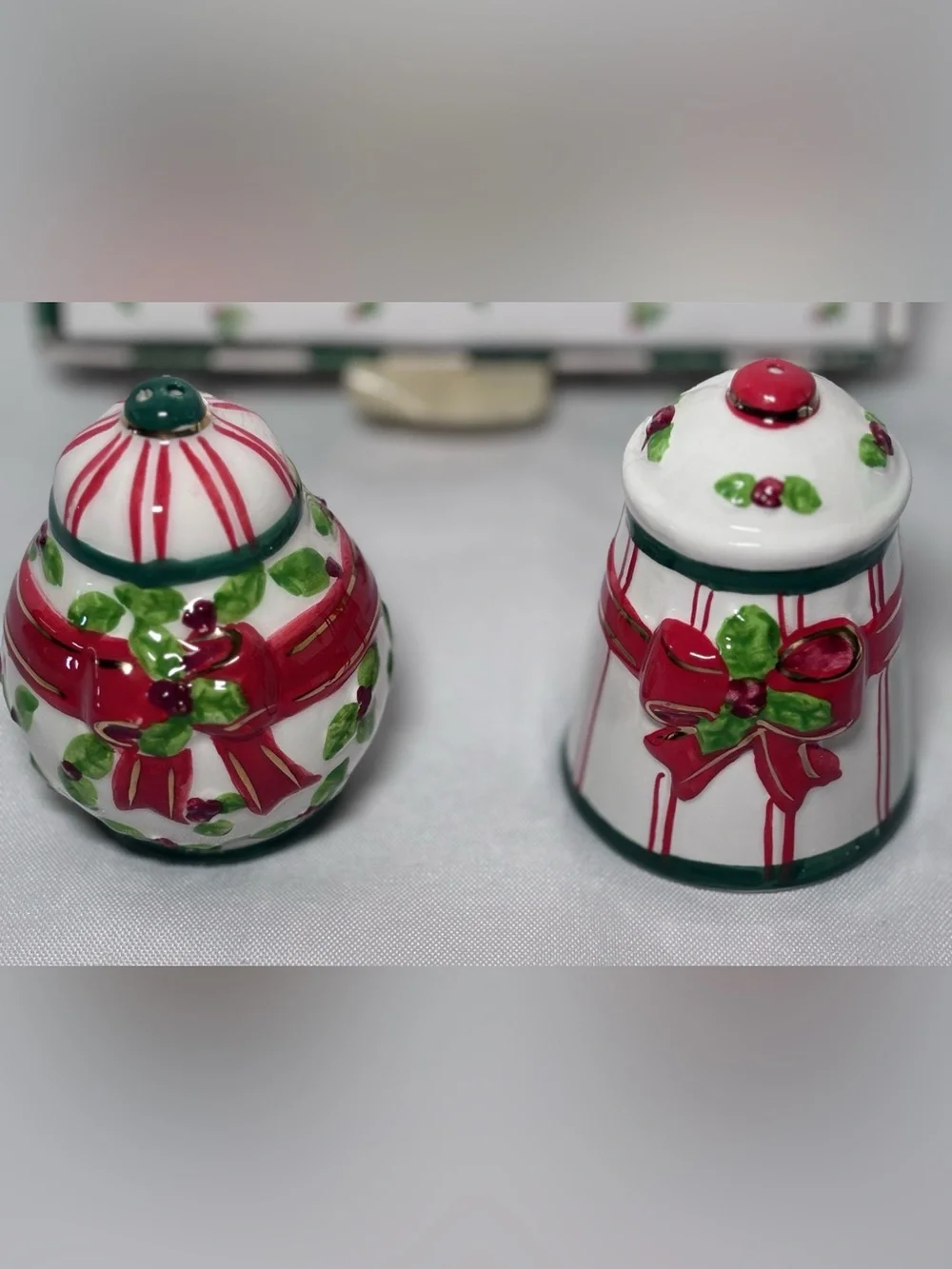 Lady Jayne Ltd. Holly & Ribbon Salt and Pepper Shakers Set ~ Holiday 2002